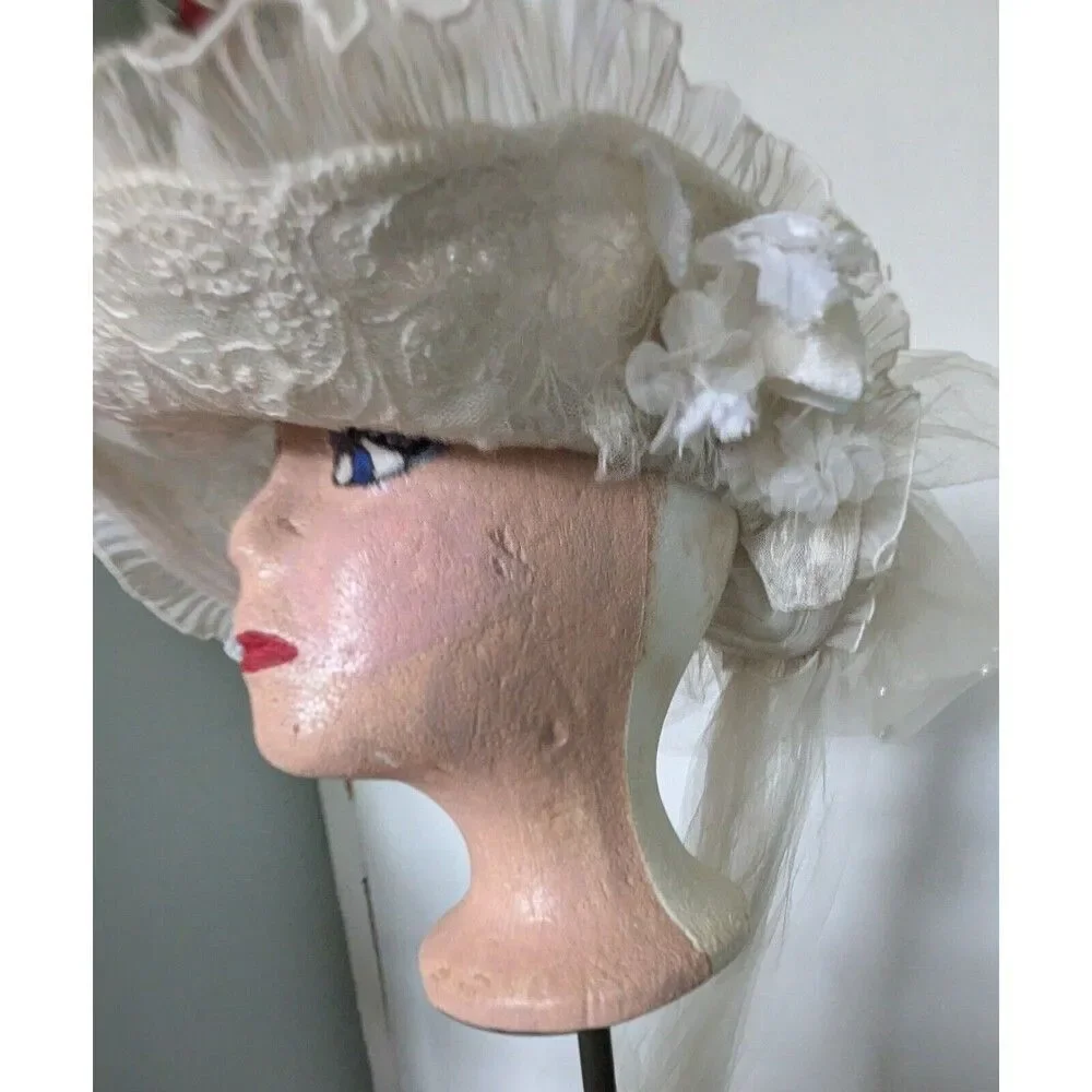 Vtg White Wedding Derby Hat Lace Beaded Veil Flower Applique Coquette Royalcore